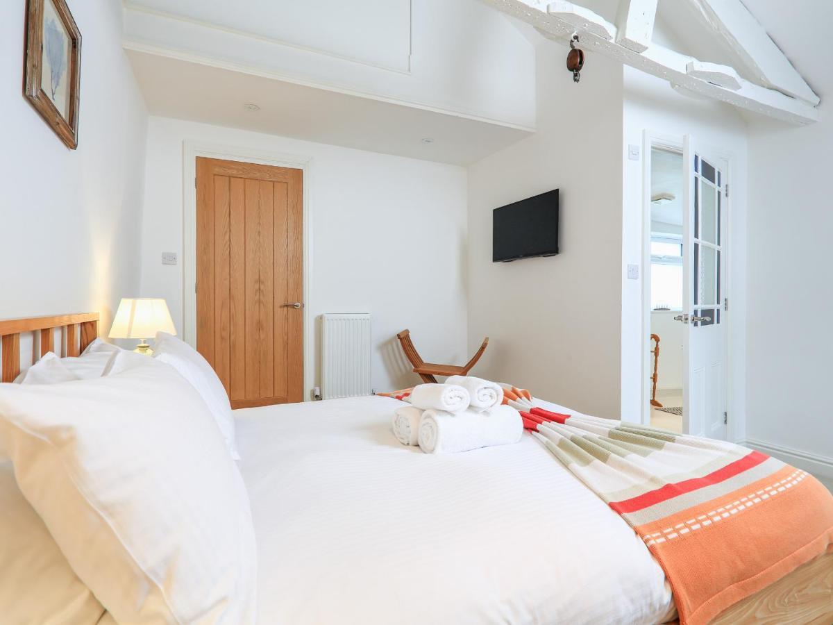 The Corner House Apartment Dartmouth Ngoại thất bức ảnh